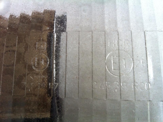 เลนส์ไฟหน้า BENZ w126 ด้านขวา BOSCH แท้