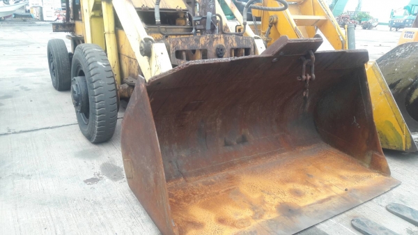 รถตัก TCM รุ่น SD25Y3 รถตัก TCM รุ่น SD25Y3