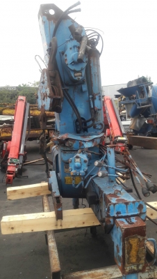 เครนเฮี๊ยบ  ยี่ห้อ TANANO ขนาด 2 ตัน