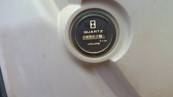 ขาย 1,850,000 KOBELCO sk 200-8 yn 12 super X 8,400 ชม. เครื่องดี ปั้มแรง เอวแน่น ช่วงล่างสวย สีไม่สวยเอกสารแจ้งจำหน่าย รถสวยพร้อมใช้ รถอยู่ เพชรบุรี 090-772-3710 090-772-3708