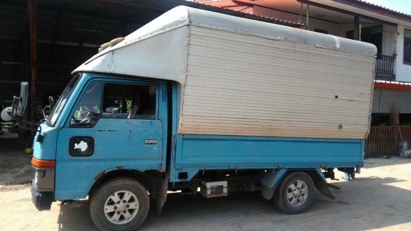 หลังคาปีเนียม4ล้อกลางสภาพสวยพร้อมใช้คับ