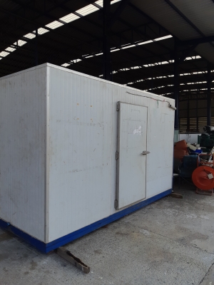 ห้องเย็นขนาด กว้าง1.8 เมตรยาว 3.2 เมตรสูง2.2 เมตรราคา ุ65,000 บาท