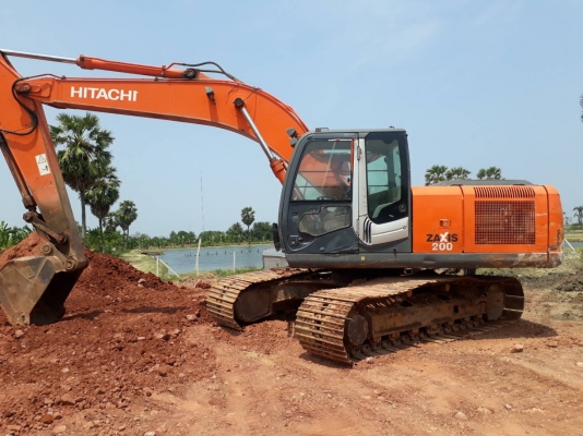 ขาย 1,150,000  HITASHI  ZX 200-3 เครื่องดี  ปั้มแรง เอวดี ช่วงล่างพอได้ รถพร้อมใช้  เอกสารเล่มทะเบียน รถอยู่ ราชบุรี 090-772-3710 090-772-3708