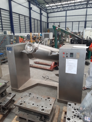 ขายเครื่องผสมแบบตัววีผสมได้ 30ถึง 50 โลแต่รุ่น 100 โลราคา 35,000 บาท