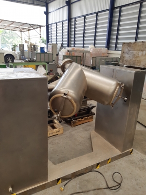 ขายเครื่องผสมแบบตัววีผสมได้ 30ถึง 50 โลแต่รุ่น 100 โลราคา 35,000 บาท