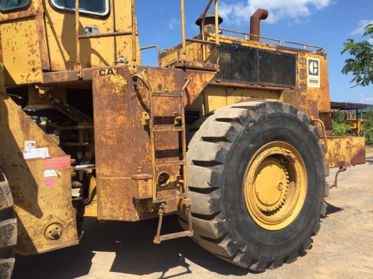 ขายรถตัก CATERPILLAR 988B รถนำเข้าจากญี่ปุ่นแท้ๆ บุ้งกี๋ขนาด 4.5 คิว เครื่อง เกียร์ ปั้ม สมบูรณ์พร้อมใช้ครับ ติดต่อ 063-9316985 ID LINE : 0639316985