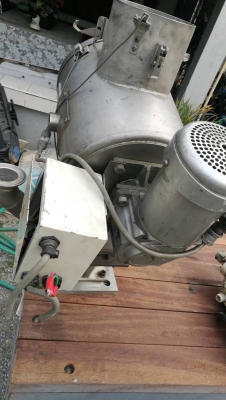 3,500 บ.โทร 083-2000058 LINE ID: line832923 ชุดถังสแตนเลสหมุนปั่นผสมชิ้นงานด้วยใบพายรับกำลังจากมอเตอ