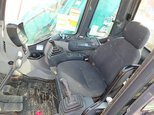 ขายรถขุดนำเข้าจากประเทศญี่ปุ่น kobelco sk135 yy06 รุ่น8 แทรกกว้าง 70 cm รถกำลังเดินทางถึงไทยเร็วๆนี้ สนใจติดต่อสอบถาม 092-3309229 อีด