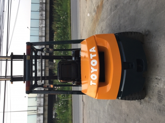 ขาย โตโยต้า รุ่น 7 เบนซิน 3 ตัน