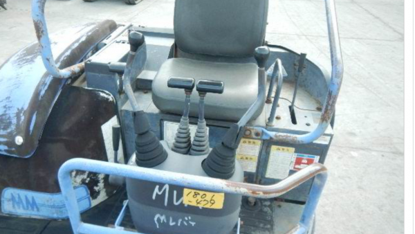 ขายรถขุด MITSUBISHI MM30CR-2 คอนโทนน้ำมัน,ปั้มนิ้ว,ระบบไว,ฟรีเช็ดระบบ,จัดส่งทั่วไทย