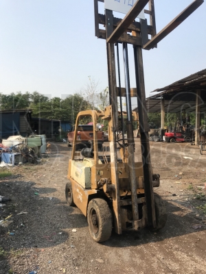 ขายด่วน รถฟอร์คลิฟ ยี่ห้อ yale เครืองดีเซล นิสสัน เสา3เมตร รถพร้อมใช้งาน ขาย 70000 บาท