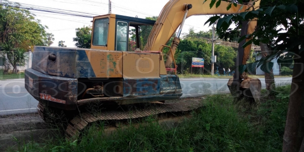 ขายด่วน รถแบคโฮ komatsu 120/3 เครืองเดิม สภาพดี เอวดี โซ่มีย่อนบ้าง รถไม่ได้ใช้งาน  สวิงสายไฟขาดหนูกัด ทำขายตามสภาพ  ด่วนด่วน 260000 บาท