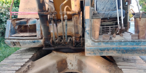 ขายด่วน รถแบคโฮ komatsu 120/3 เครืองเดิม สภาพดี เอวดี โซ่มีย่อนบ้าง รถไม่ได้ใช้งาน สวิงสายไฟขาดหนูกัด ทำขายตามสภาพ ด่วนด่วน 260000 บาท ขายด่วน รถแบคโฮ komatsu 120/3 เครืองเดิม สภาพดี เอวดี โซ่มีย่อนบ้าง รถไม่ได้ใช้งาน สวิงสายไฟขาดหนูกัด ทำขายตามสภาพ ด่วนด่วน 260000 บาท