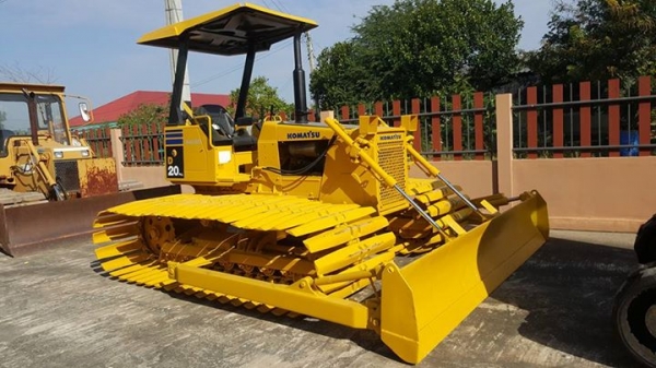 D20PLL-6 รถดันดินเก่าญีปุ่นแท้ใบกว้าง KOMATU@500,000฿ ดูแล้วสนใจโทรหา ☎ 081-989-1989+ ID LINE :rangrayong หรั่งครับ