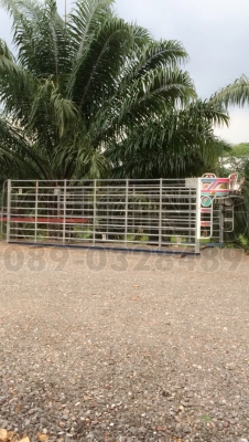 ขายด่วน แผงกระบะรถ 6ล้อ  กว้าง2 เมตร ยาว4 เมตร 30 พร้อมเสาฉาก ทำด้วยเหล็กแข้งแรง ขาย19000 บาท