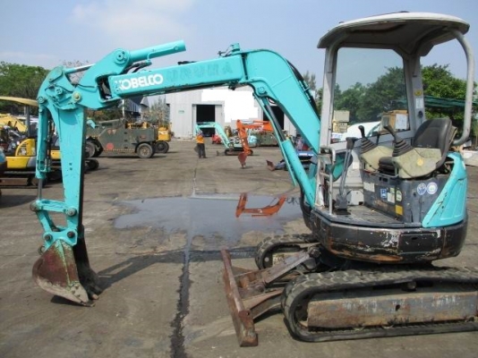 ขายแบคโฮ KOBELCO SK30UR-3