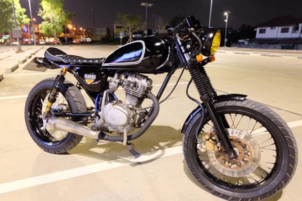 ขาย Honda GL125 แต่ง Cafe รถอยู่ กรุงเทพ ดอนเมือง เอกสารเล่มทะเบียน ภาษี61 พร้อมโอน