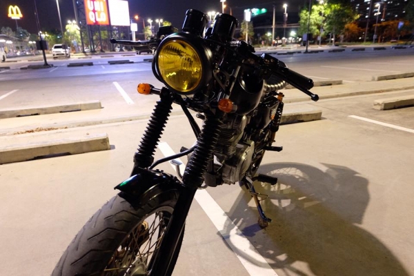ขาย Honda GL125 แต่ง Cafe รถอยู่ กรุงเทพ ดอนเมือง เอกสารเล่มทะเบียน ภาษี61 พร้อมโอน