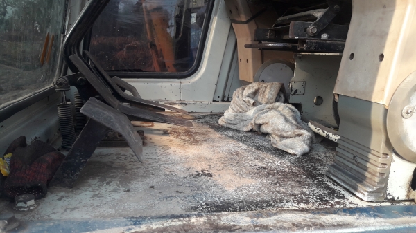 ขายด่วนSK120มากทรี ไฟฟ้ามี แอรหนาว เอกสารอินวอยส์  สภาพพร้อมใช้