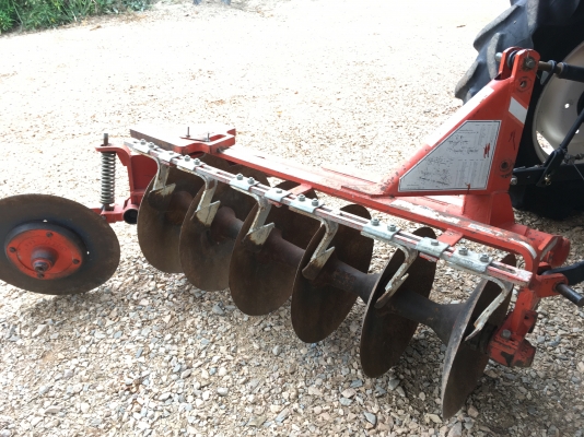 รถแทรกเตอร์