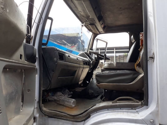 Hino FM 1J เครื่อง 210 ปี 40 แรง 2 เพลาดัมพ์ สโลด์เดิม เครื่อง/เกียร์เดิม เครื่องดี คัชซี หัวเดิมบาง
