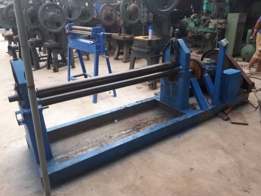 ขายม้วน5ฟุตเพลาตัน3ลูกกลิ้งพร้อมมอเตอร์ระบบเฟืองทดม้วนได้หนา4มิลสบายๆๆครับ