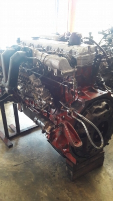 เครื่องยนต์ฮีโน่PO9C#300แรงม้าสวยๆสมบูรณ์ ติดนิ่มดีมากเร่งได้แรงๆรายละเอียดที่081-1951535ครับ