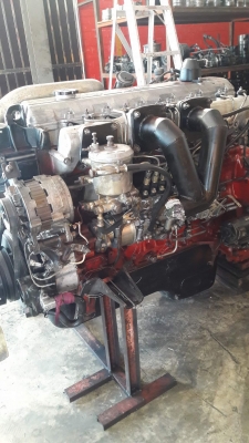 เครื่องยนต์ฮีโน่PO9C#300แรงม้าสวยๆสมบูรณ์ ติดนิ่มดีมากเร่งได้แรงๆรายละเอียดที่081-1951535ครับ