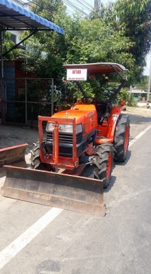 ขายครับ 34 แรง ใบมีด ผานพรวน พร้อมใช้ เล่มชุดโอนครบ ราคา 178,000 บาท กันทรลักษ์ ศรีสะเกษ เน้นโทร.0816004753/0984422502 ครับ...