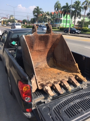 ขายกระบวยแบคโฮ