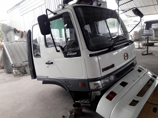หัวรถ Hino ไฮเทค (ตามสภาพ) หัวรถ Hino ไฮเทค (ตามสภาพ)
