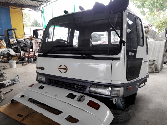 หัวรถ Hino ไฮเทค (ตามสภาพ) หัวรถ Hino ไฮเทค (ตามสภาพ)