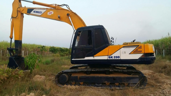 ขายแบ็คโฮ KOBELCO SK200 SUPER MARK-3