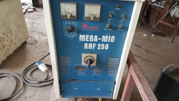 ตู้เชื่อม co2 Netweld รุ่น MEGA-MIG KNF 250 พร้อมใช้