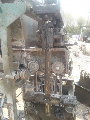 เครื่องอัดอิฐบล็อก ซื้อขายตามสภาพ