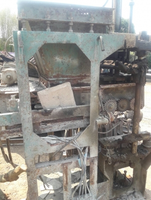 เครื่องอัดอิฐบล็อก ซื้อขายตามสภาพ