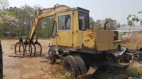 ขาย แบคโฮล้อยางขับเคลื่อน 2 เพลา 4WD KOMATSU PW60-1 ติดคีบ มีบุ้งกี๋ให้ด้วย ยางเต็ม เอกสารใบซื้อขาย ขาย แบคโฮล้อยางขับเคลื่อน 2 เพลา 4WD KOMATSU PW60-1 ติดคีบ มีบุ้งกี๋ให้ด้วย ยางเต็ม เอกสารใบซื้อขาย