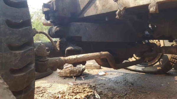 ขาย แบคโฮล้อยางขับเคลื่อน 2 เพลา 4WD KOMATSU PW60-1 ติดคีบ มีบุ้งกี๋ให้ด้วย ยางเต็ม เอกสารใบซื้อขาย ขาย แบคโฮล้อยางขับเคลื่อน 2 เพลา 4WD KOMATSU PW60-1 ติดคีบ มีบุ้งกี๋ให้ด้วย ยางเต็ม เอกสารใบซื้อขาย