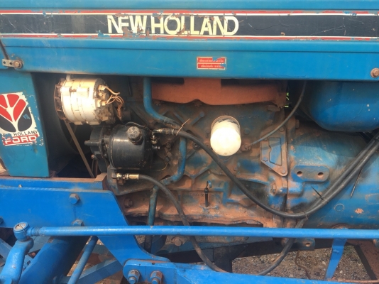 ขายด่วน !! FORD 6600 ใบดัน + ผาน 3 เสื้อลาย มีเล่มพร้อมโอน