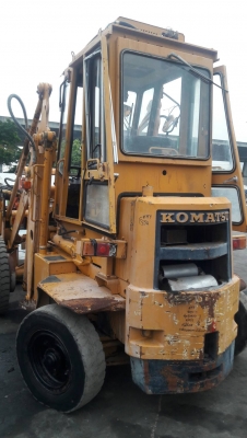 รถตัก KOMATSU SD25-3