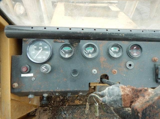 รถตัก KOMATSU SD25-3