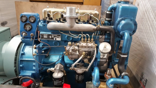 เครื่องปั่นไฟ มารีน Marine 27KVA เครื่องปั่นไฟ มารีน Marine 27KVA