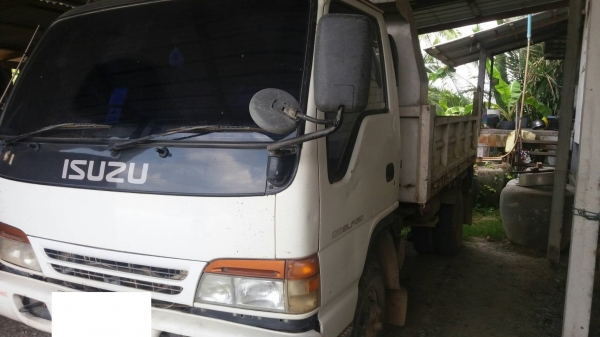 ขาย 6ล้อ ดั้ม isuzu NPR 120แรง เล่มพร้อม