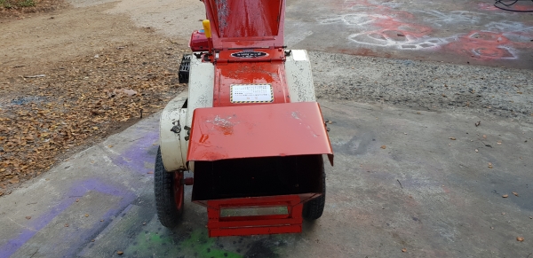 เครื่องสับกิ่งไม้  สอบถามได้ต่อรองได้ขายได้ขาย