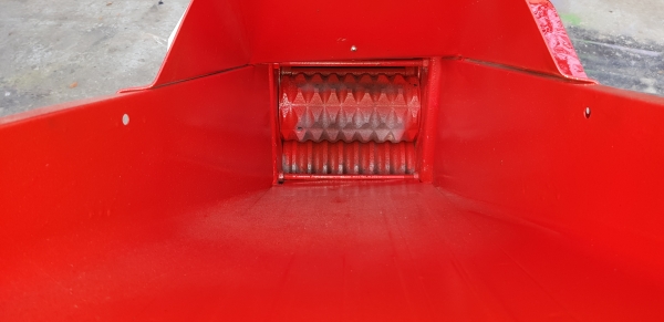 เครื่องสับกิ่งไม้   สอบถามได้ต่อรองได้ขายได้ขาย