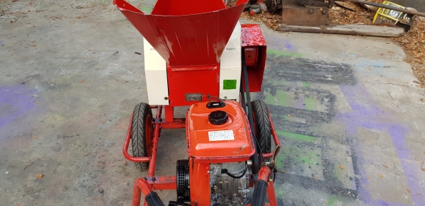 เครื่องสับกิ่งไม้   สอบถามได้ต่อรองได้ขายได้ขาย