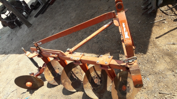 รถไถนั่งขับ  krt 140 plus