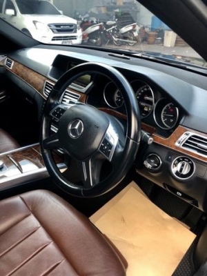 2014 BENZ E-CLASS E300 W212 DIESEL ออกศูนย์แท้ ภายในเบาะหนังสีน้ำตาล เบาะปรับไฟฟ้าเมมโมรี่ ประหยัดน้ำมันสุดๆ ระบบทุกอย่างปรกติใช้งานได้ไม่มีปัญหาสนใจดูรถ ทดลองขับหรือสอบถามรายละเอียดเพิ่มเติม และ รับปรึกษาออกรถ มือหนึ่ง มือสอง ทุกยี่ห้อ ติดต่อ 092-656-657 2014 BENZ E-CLASS E300 W212 DIESEL ออกศูนย์แท้ ภายในเบาะหนังสีน้ำตาล เบาะปรับไฟฟ้าเมมโมรี่ ประหยัดน้ำมันสุดๆ ระบบทุกอย่างปรกติใช้งานได้ไม่มีปัญหาสนใจดูรถ ทดลองขับหรือสอบถามรายละเอียดเพิ่มเติม และ รับปรึกษาออกรถ มือหนึ่ง มือสอง ทุกยี่ห้อ ติดต่อ 092-656-657