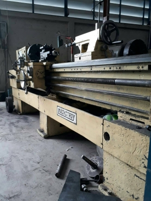 ขาย เครื่องกลึง บูกาเลีย 11 ฟุต 560*2200 สมบูรณ์ ครบ พร้อมใช้งาน