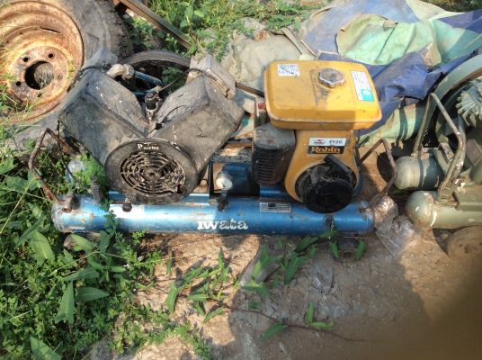 ปั้มลมเครื่องหัวปั้มอลูมิเนียบเก่านอก